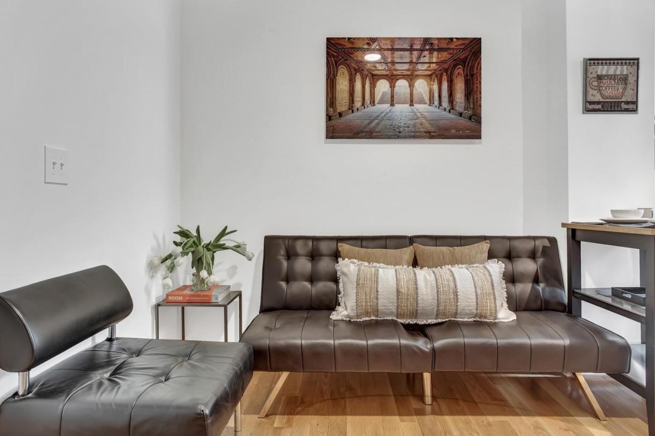 Modern Contemporary-Style 2Bd Apt By Act Philadelphia Exterior photo